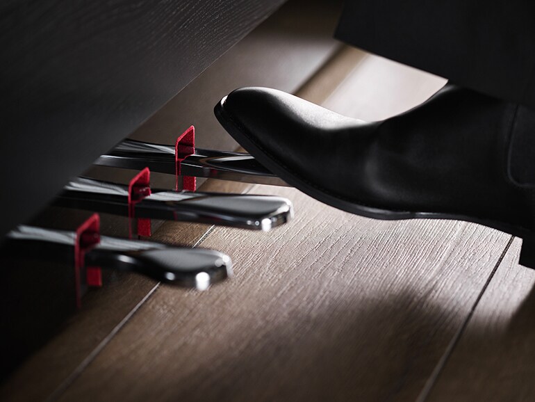 لقطة مقرّبة لدواسات ياماها غراند تاتش