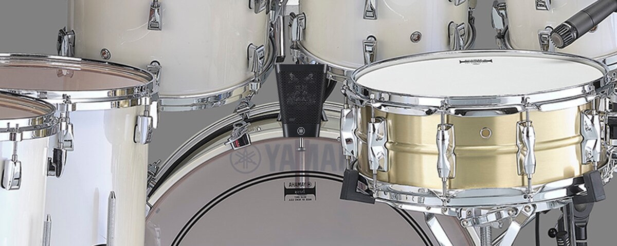 Scene showing the DSU50 mounted on a bass drum hoop